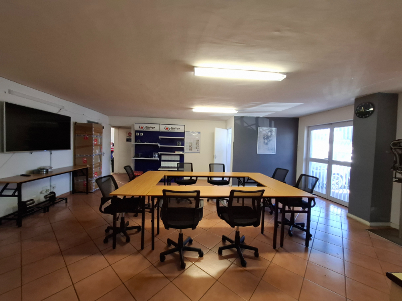 To Let commercial Property for Rent in Maitland Western Cape